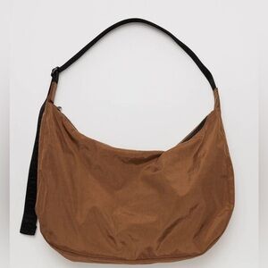 BAGGU MEDIUM CRESCENT NYLON BAG